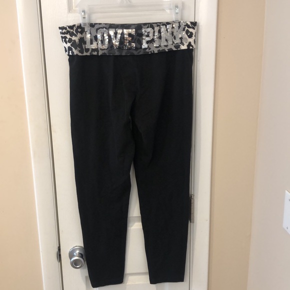 PINK Victoria's Secret Pants - Victoria Secret Pink Leggings! Size Large 🥰